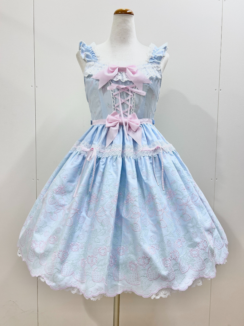 くみゃちゃんのStrawberry Garden刺繍ジャンパースカートⅠ - ワンピース